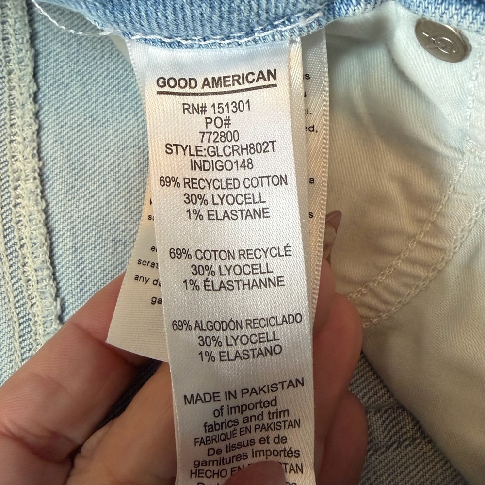 #200 Good American Light Blue Ripped Straight Leg Jeans. Excellent Condition. - Picture 9 of 14